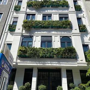 ab-residences-cihangir-luxury-sapphire-apartment.istanbul-turkeyhotels.com/
